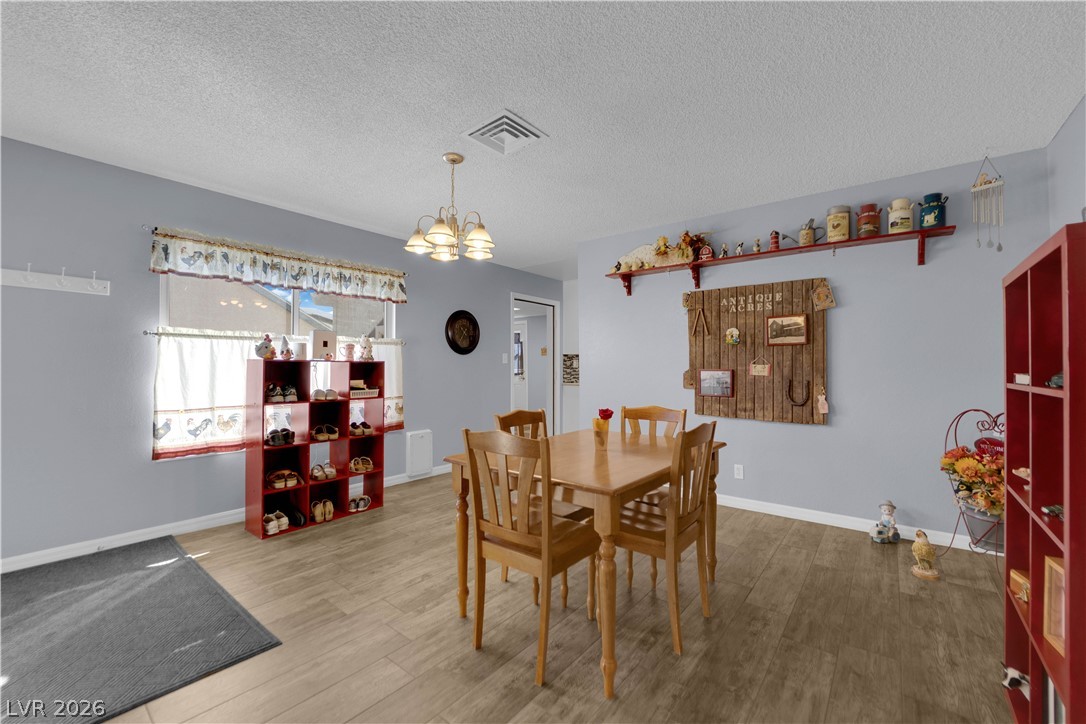 7183 Forest Vista Street