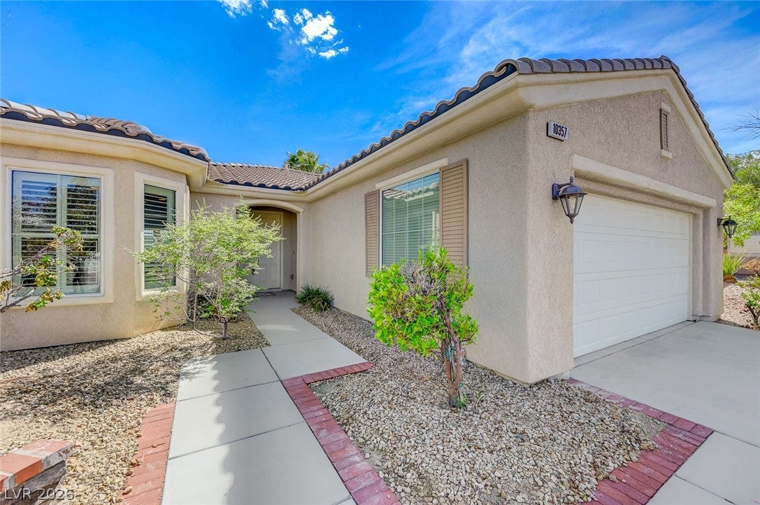 10357 Abisso Drive