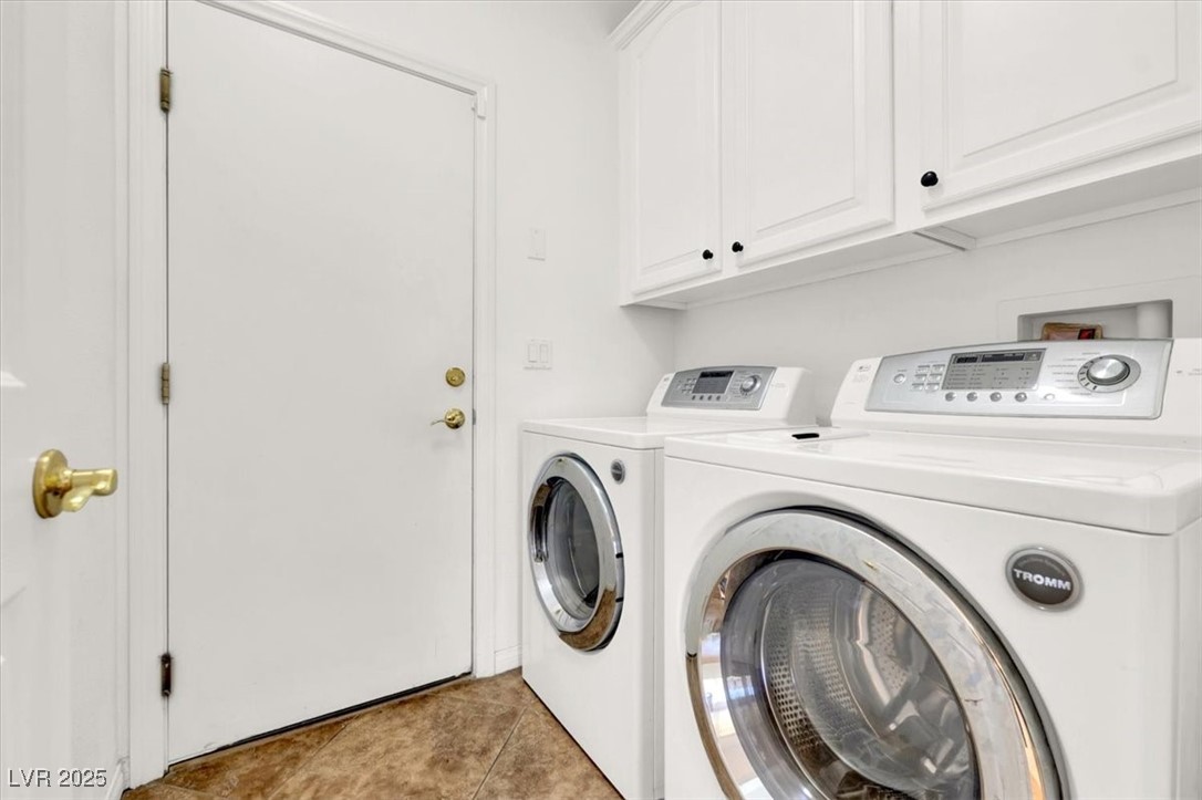 Las Vegas, Nevada 89138, United States, 4 Bedrooms Bedrooms, ,3 BathroomsBathrooms,Residential,Active,149967