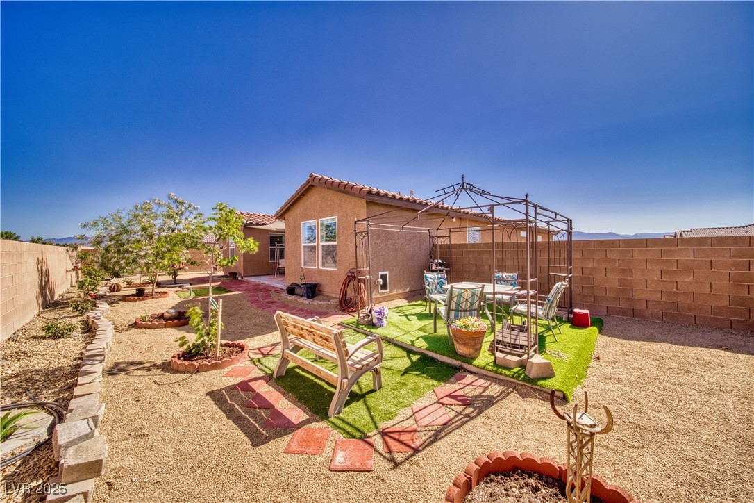 5460 Chippewa St, Pahrump, Nevada image 3