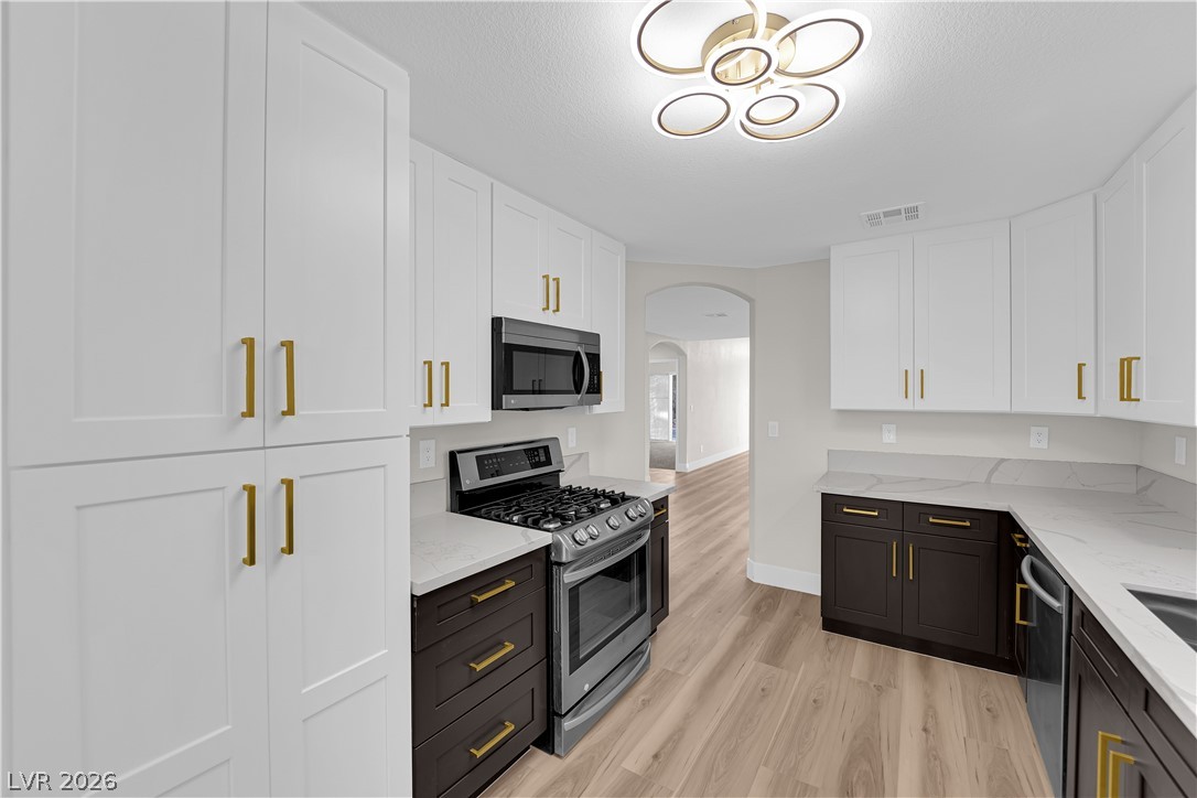 949 Single Tree Drive