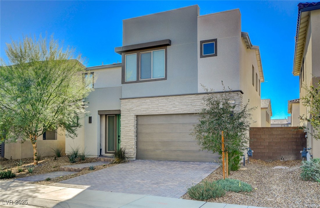 1305 Azure Jay Avenue