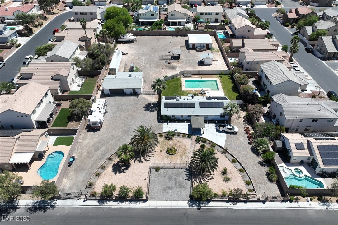 1595 E Camero Avenue