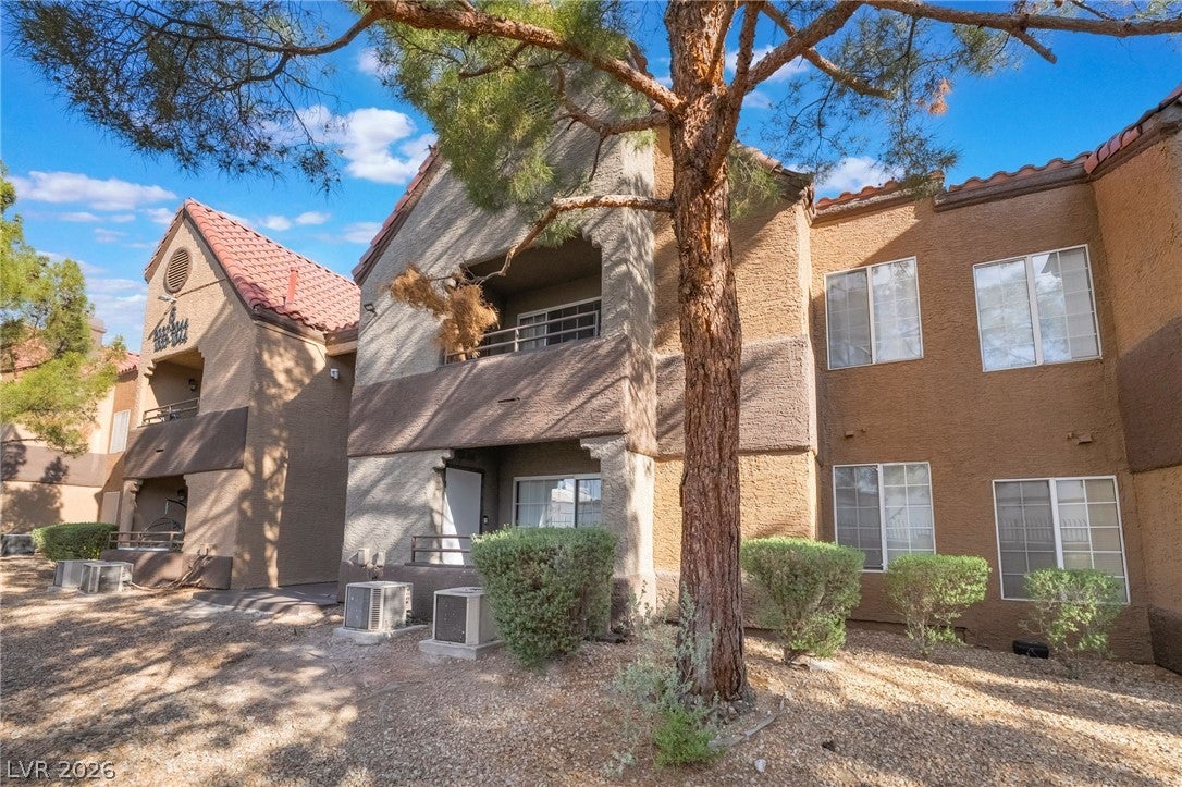 2200 S Fort Apache Road 1038
