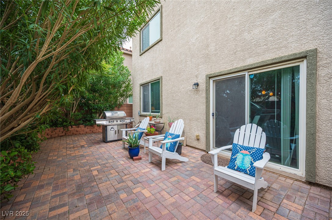 8614 Tara Hill Avenue