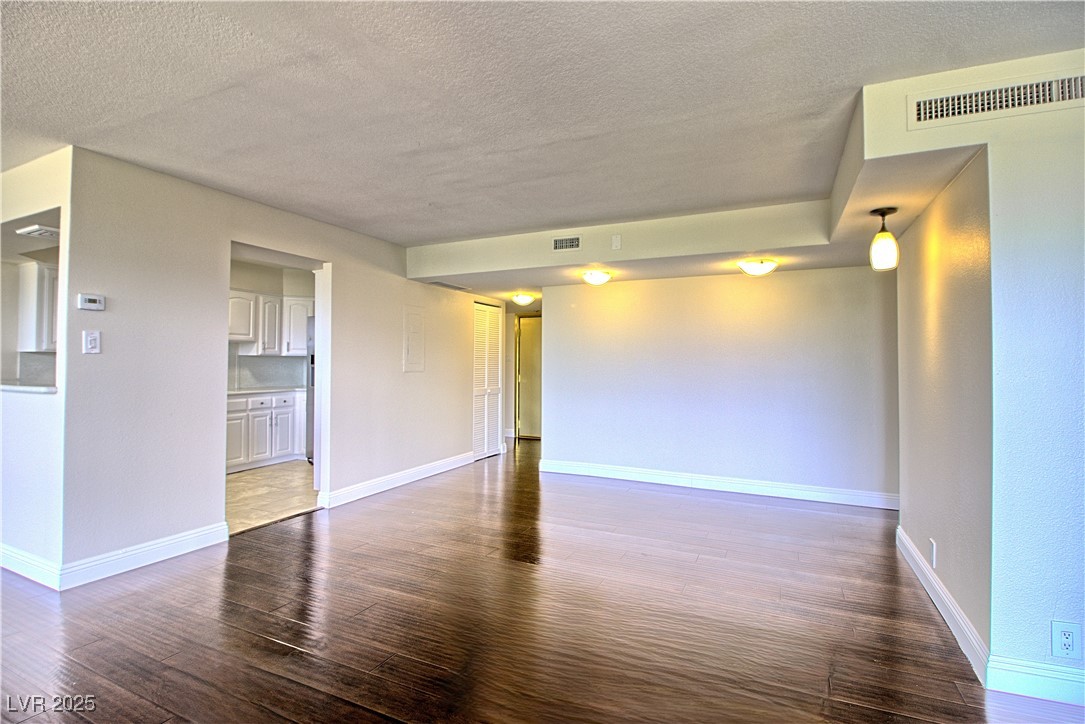 3111 Bel Air Drive 8E