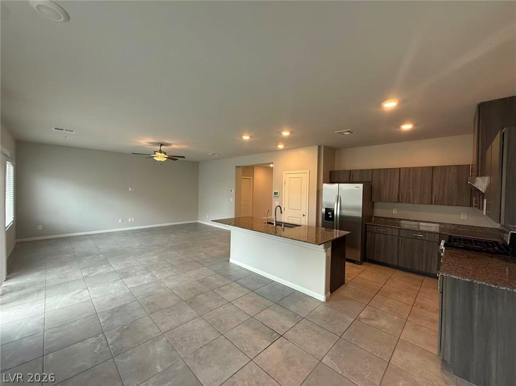 7456 W Diablo Drive