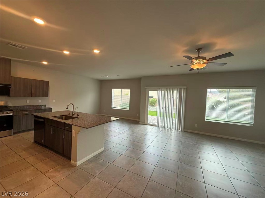 7456 W Diablo Drive