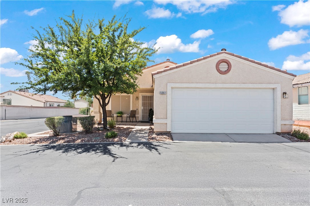 Properties 2 5061 Droubay Drive