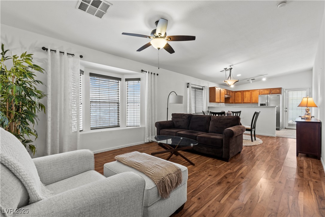 Properties 4 5061 Droubay Drive