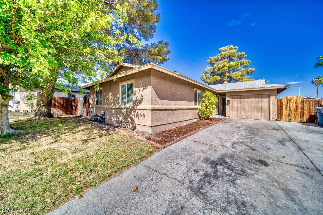 5233 Orinda Avenue