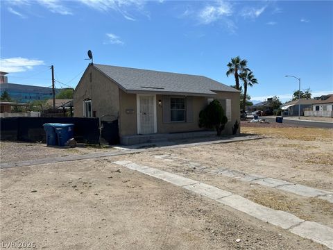 704 BELL Drive Las Vegas NV 89101