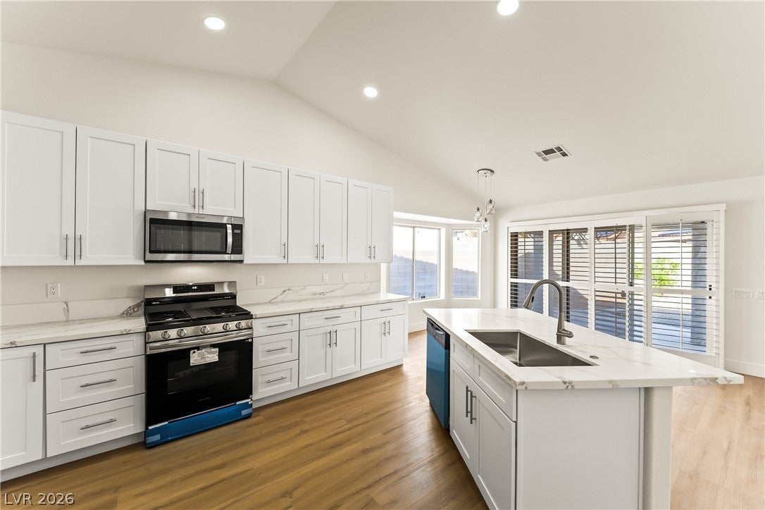 4330 Cobblehill Way