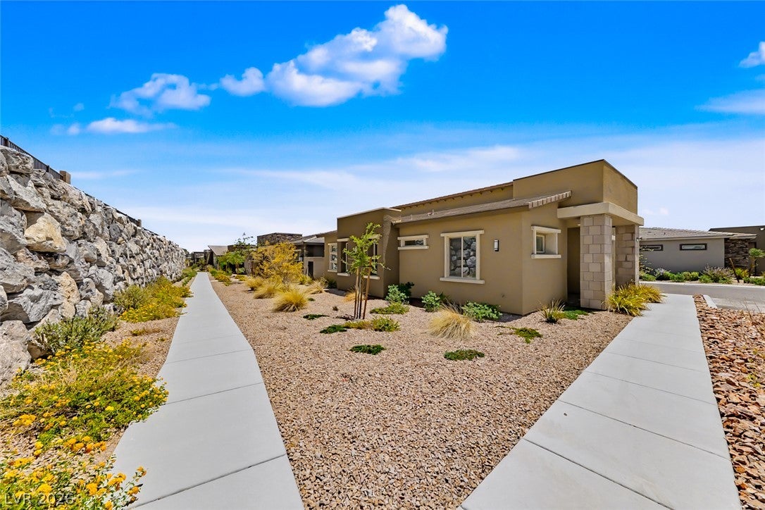 925 Allister Fields Lane