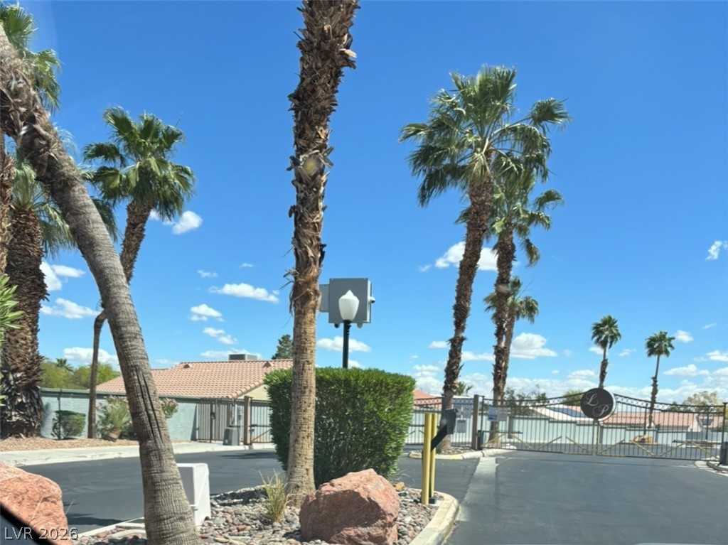 733 Carlos Julio Avenue