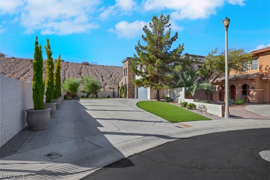 915 Via Canale Drive
