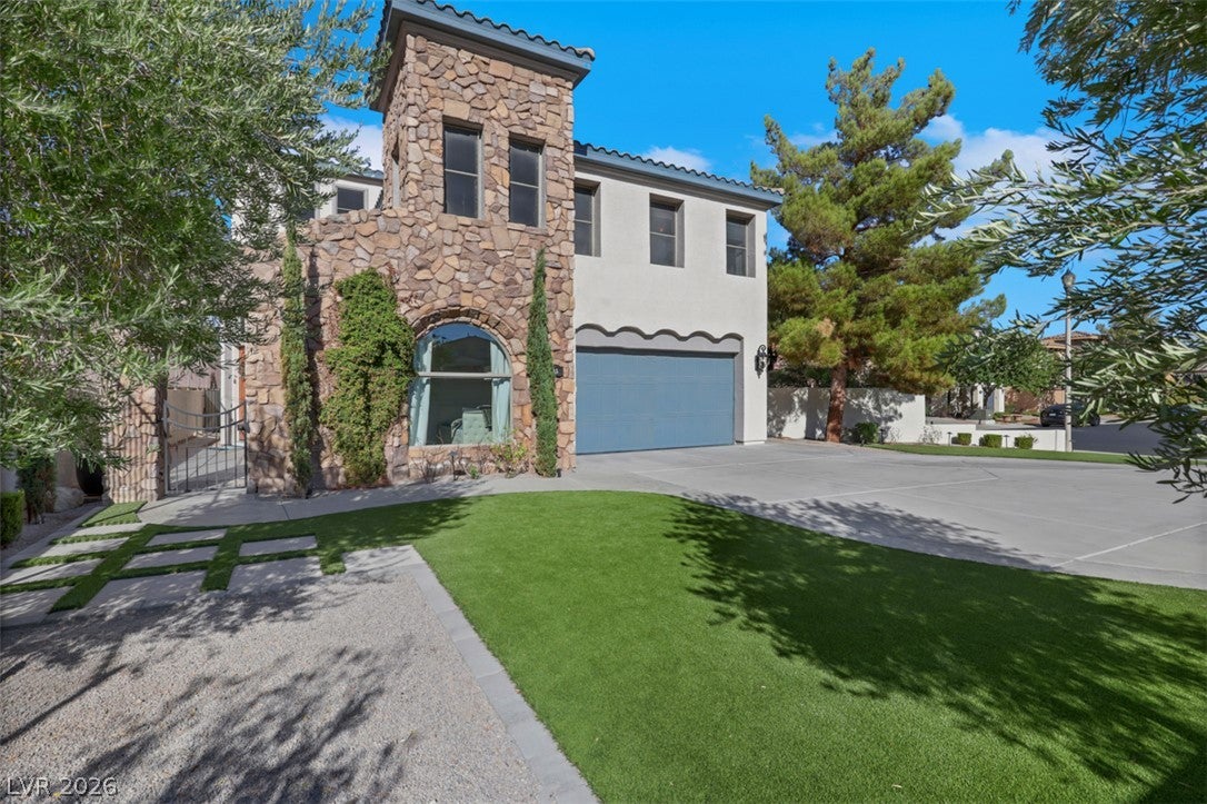 915 Via Canale Drive