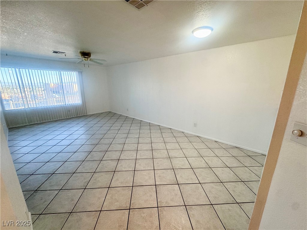 2064 Mesquite Lane #102, Laughlin, Nevada image 5