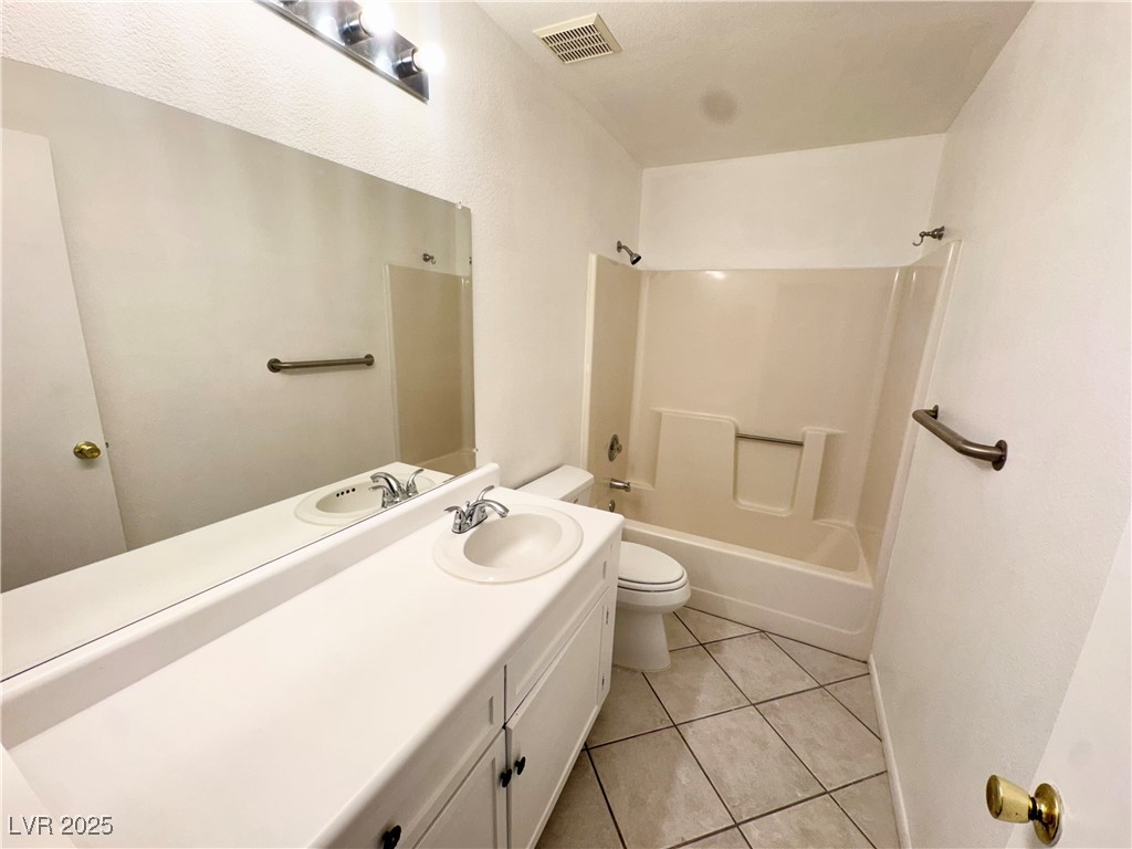 2064 Mesquite Lane #102, Laughlin, Nevada image 11