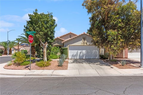 Homes For Sale - 924 Ashurst Court<br/> Henderson, NV 89011