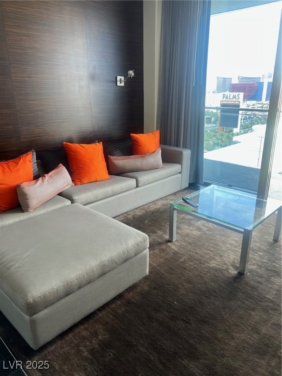 4381 W Flamingo Road 1220
