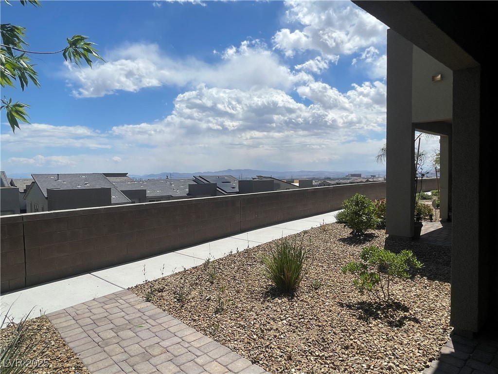 Properties 3 492 Pear Lake Street