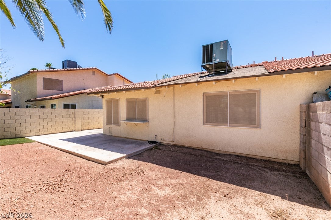3422 Pecos Way