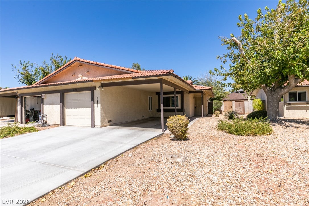 3422 Pecos Way
