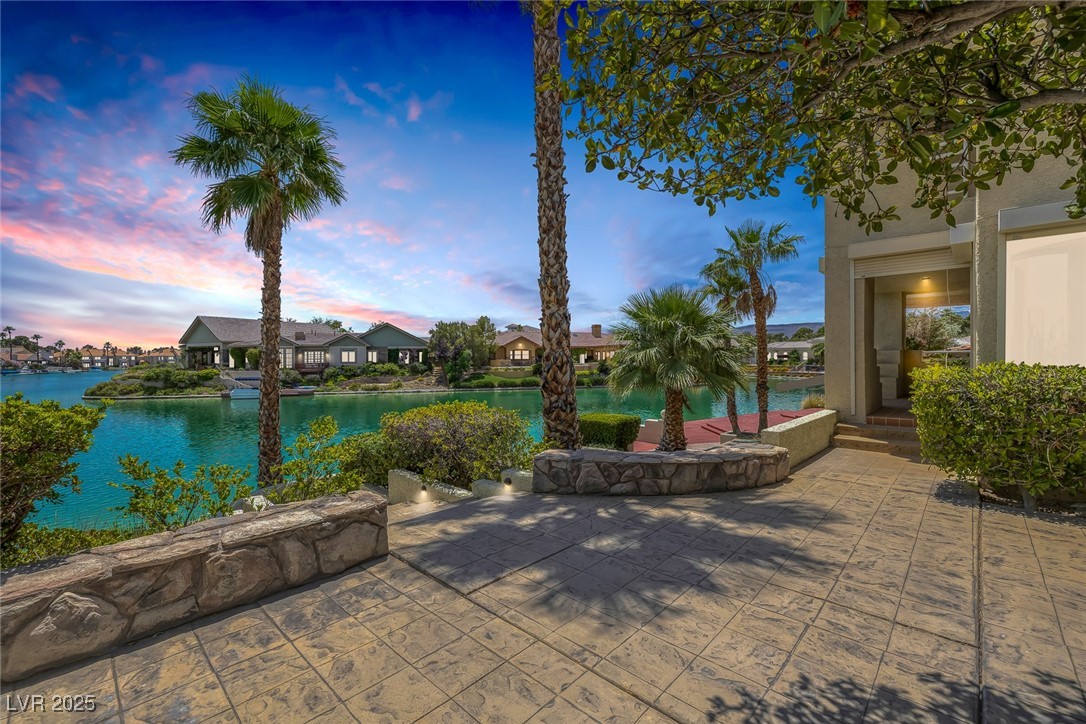 Properties 2 2925 Coast Line Court