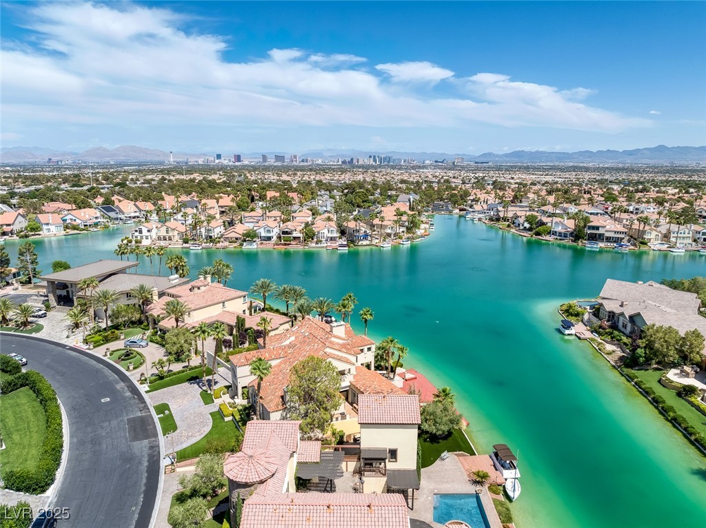Properties 3 2925 Coast Line Court