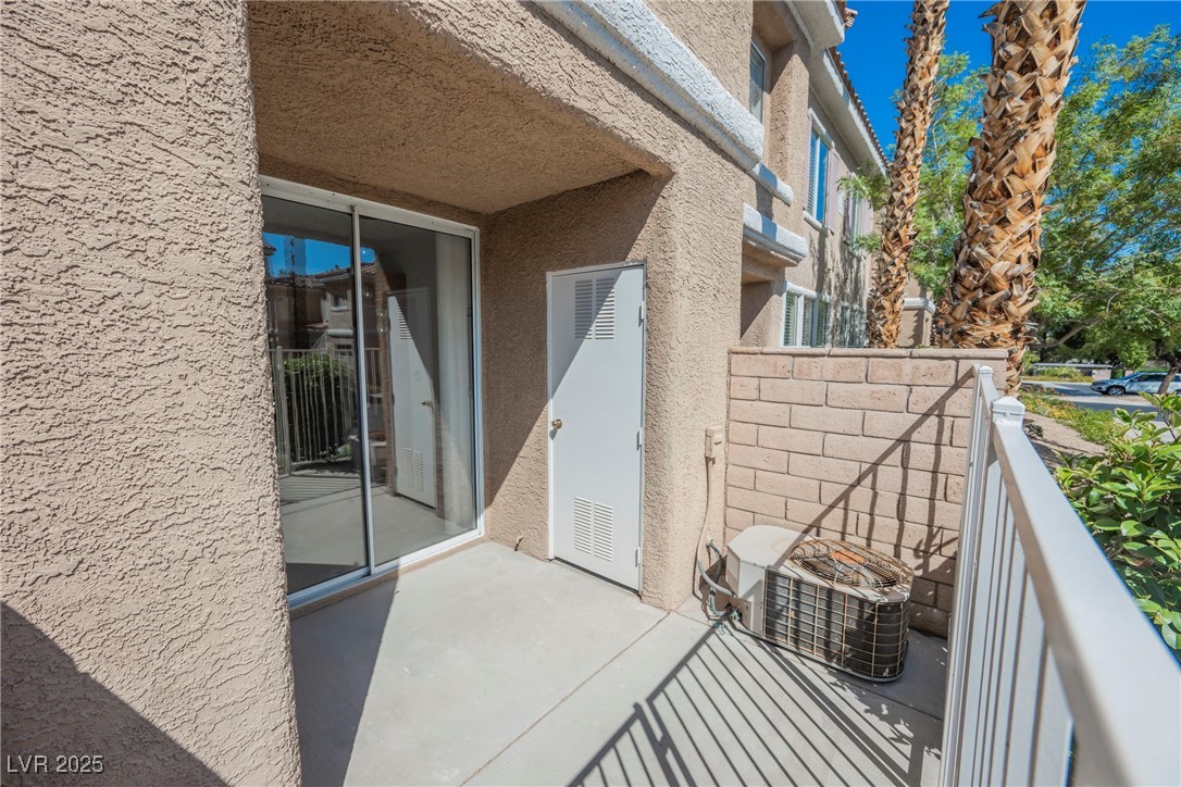 251 S Green Valley Parkway 2314