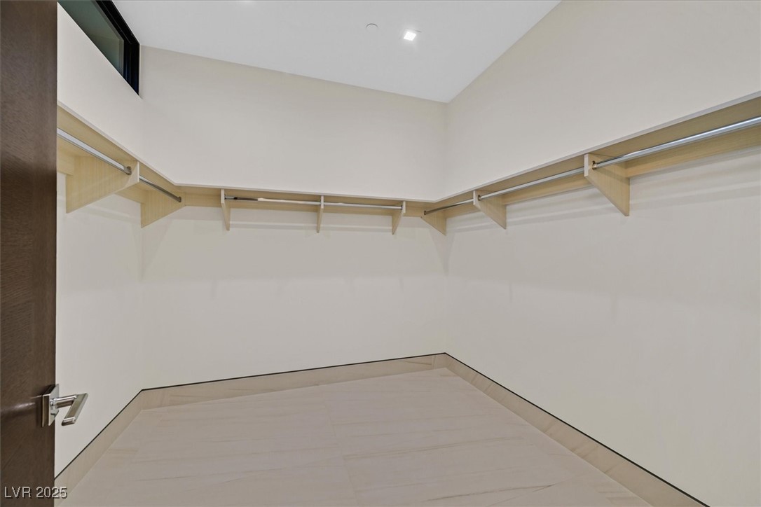 Las Vegas, Nevada 89135, United States, 4 Bedrooms Bedrooms, ,4 BathroomsBathrooms,Residential,Active,93862