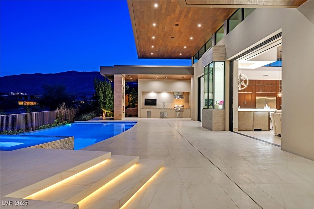 Las Vegas, Nevada 89135, United States, 4 Bedrooms Bedrooms, ,4 BathroomsBathrooms,Residential,Active,93862