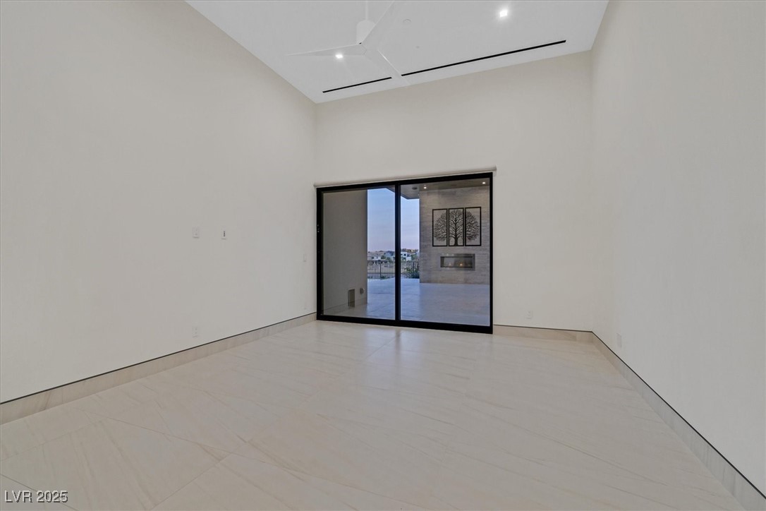 Las Vegas, Nevada 89135, United States, 4 Bedrooms Bedrooms, ,4 BathroomsBathrooms,Residential,Active,93862