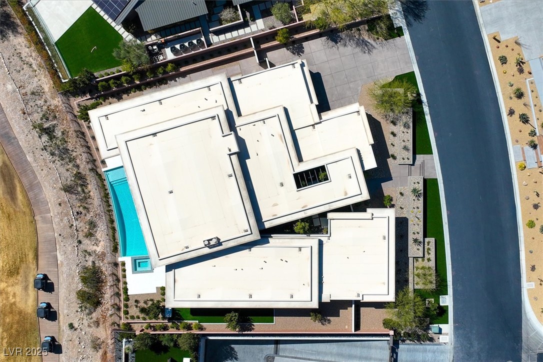 Las Vegas, Nevada 89135, United States, 4 Bedrooms Bedrooms, ,4 BathroomsBathrooms,Residential,Active,93862