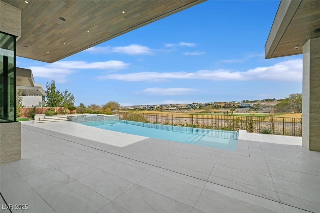 Las Vegas, Nevada 89135, United States, 4 Bedrooms Bedrooms, ,4 BathroomsBathrooms,Residential,Active,93862