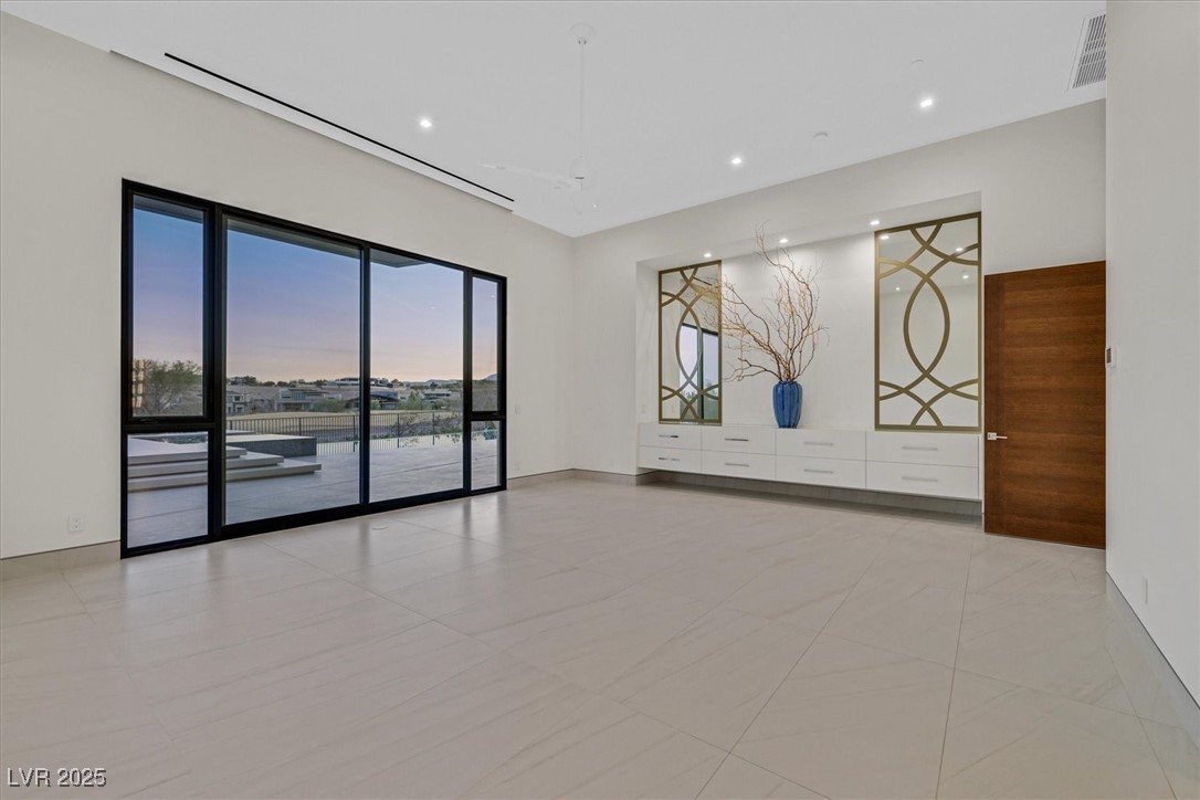 Las Vegas, Nevada 89135, United States, 4 Bedrooms Bedrooms, ,4 BathroomsBathrooms,Residential,Active,93862