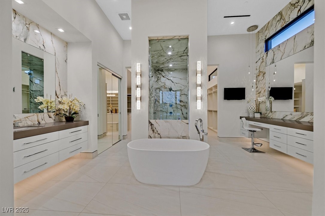 Las Vegas, Nevada 89135, United States, 4 Bedrooms Bedrooms, ,4 BathroomsBathrooms,Residential,Active,93862