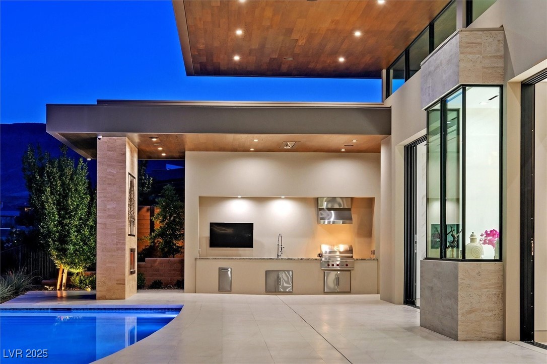 Las Vegas, Nevada 89135, United States, 4 Bedrooms Bedrooms, ,4 BathroomsBathrooms,Residential,Active,93862