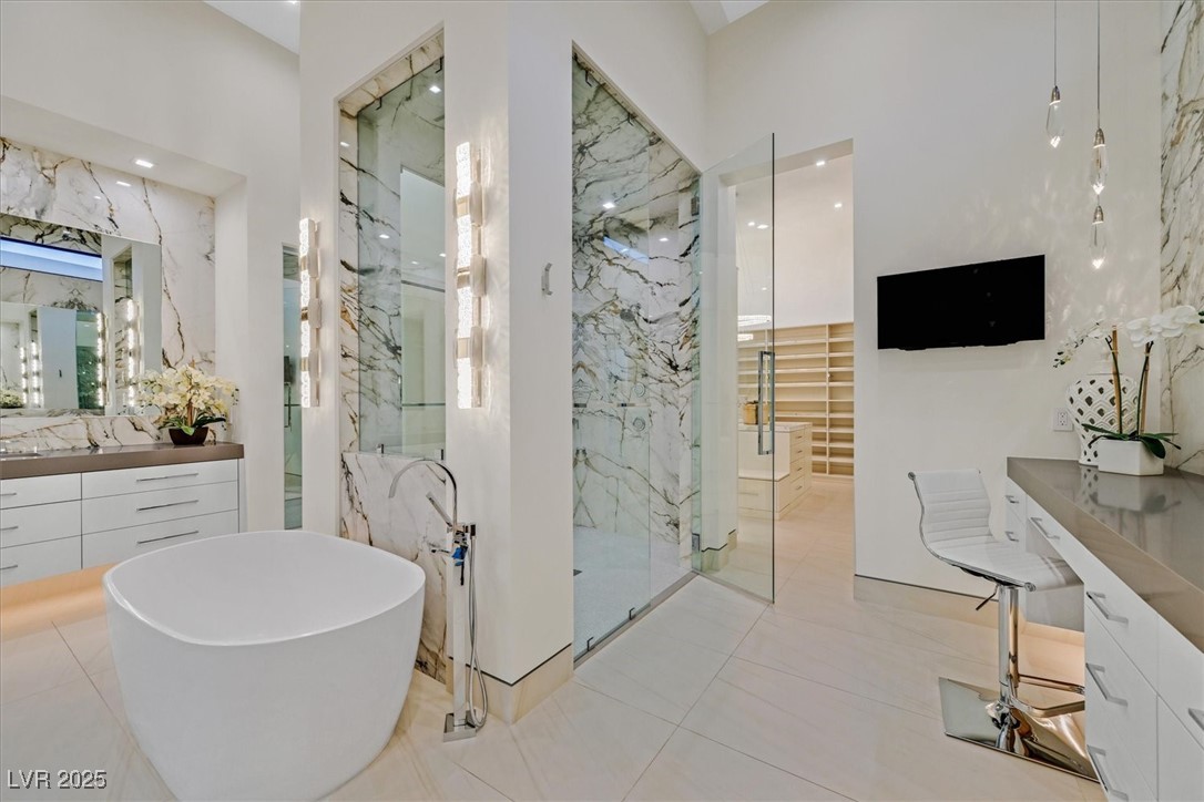 Las Vegas, Nevada 89135, United States, 4 Bedrooms Bedrooms, ,4 BathroomsBathrooms,Residential,Active,93862