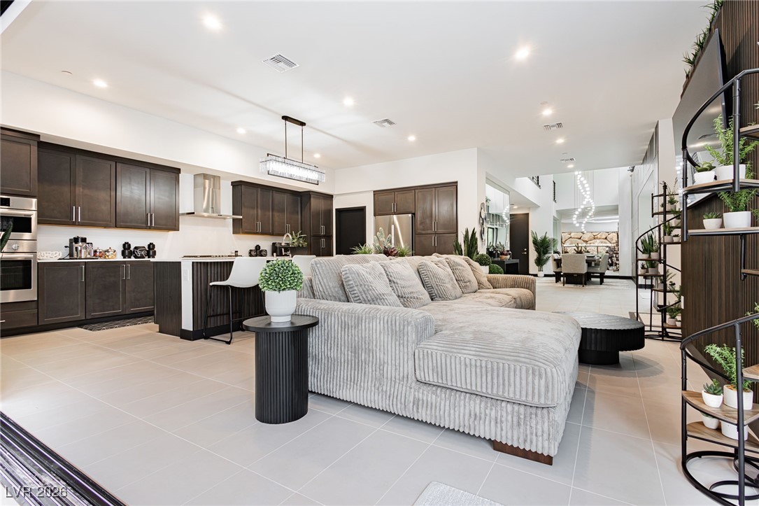 13 Promenade Isle Lane