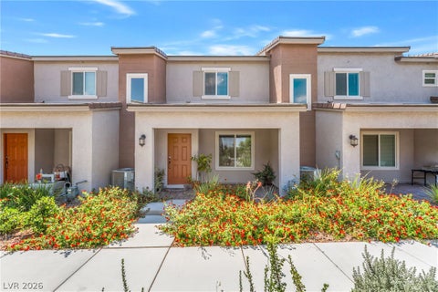 Townhouse For Rent - 6252 Foxes Dale Street<br/> Las Vegas, NV 89166