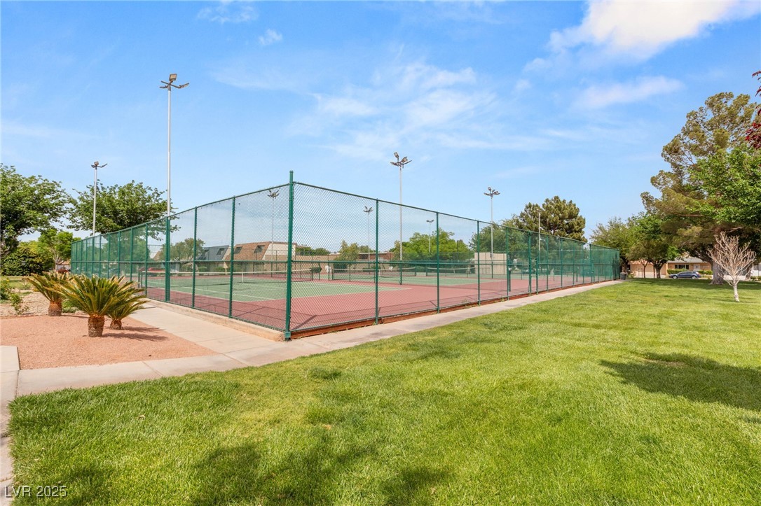 Las Vegas, Nevada 89121, United States, 3 Bedrooms Bedrooms, ,2 BathroomsBathrooms,Residential,Active,147746