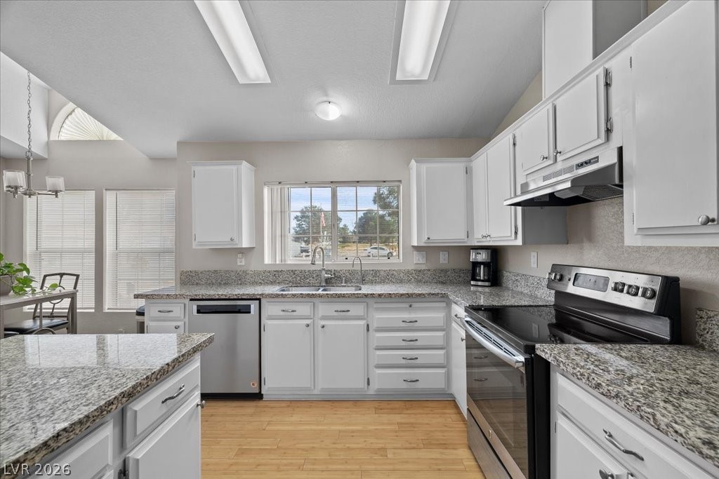1760 Cypress Point Court
