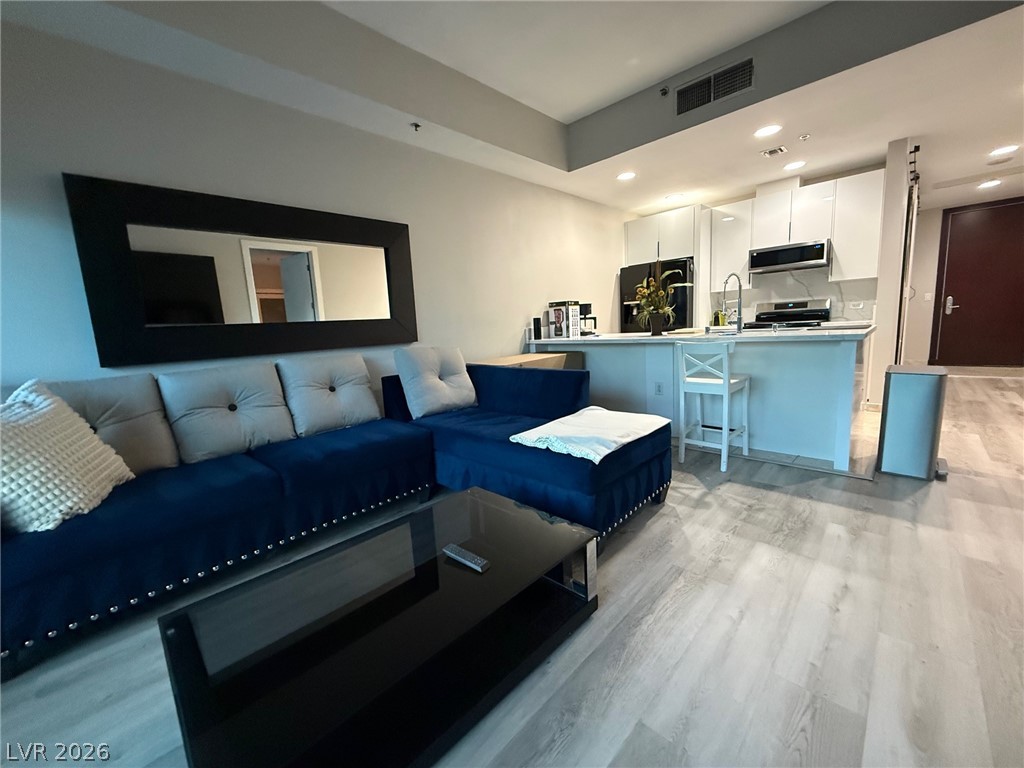 4525 Dean Martin Drive 401