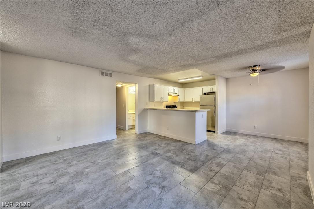 2977 Juniper Hills Boulevard 104