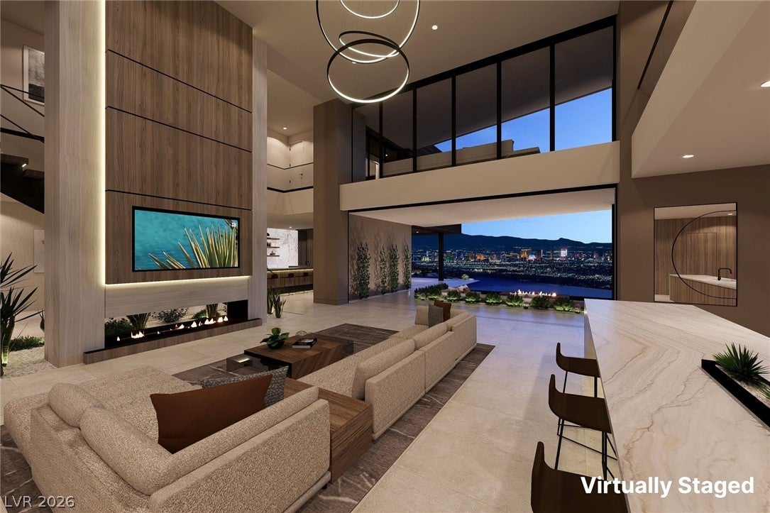 571 Grand Rim Drive