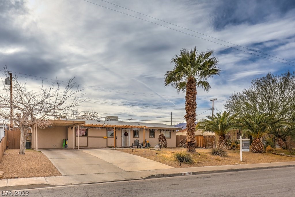 Photo 1 of 25 of 121 Kola Street house