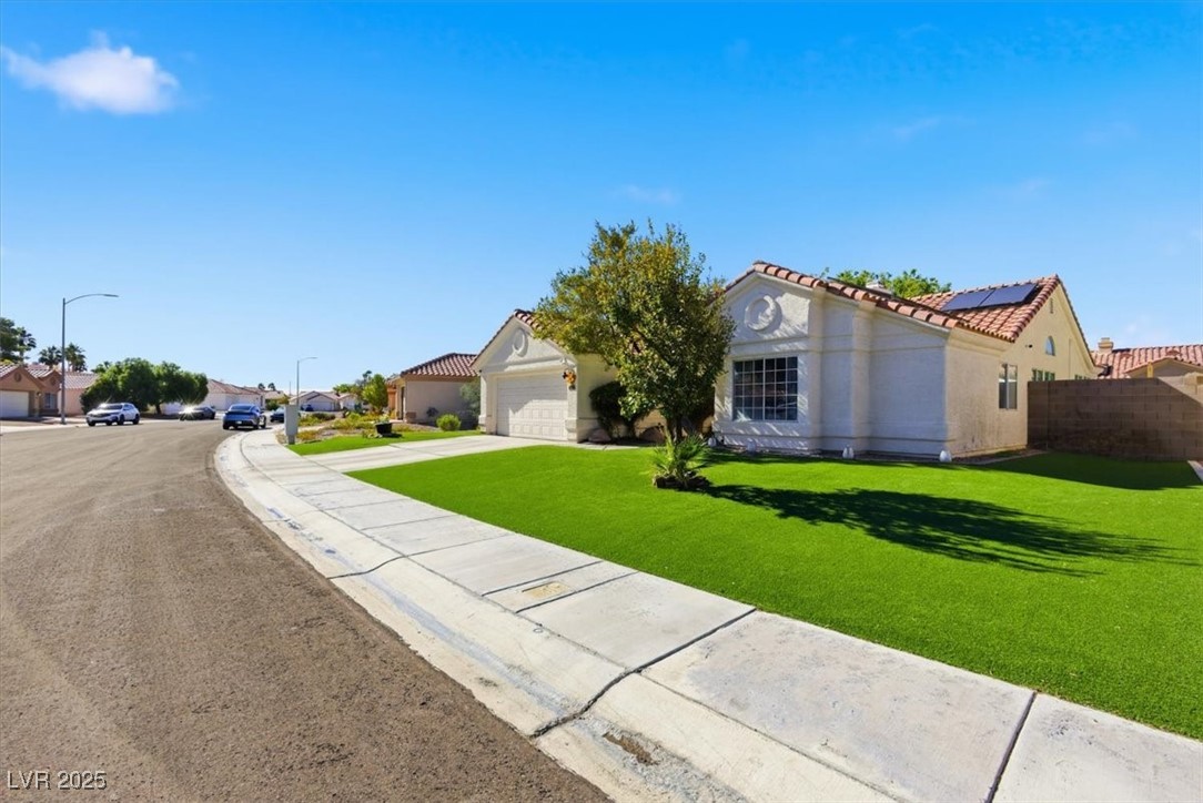 4701 Victoria Beach Way