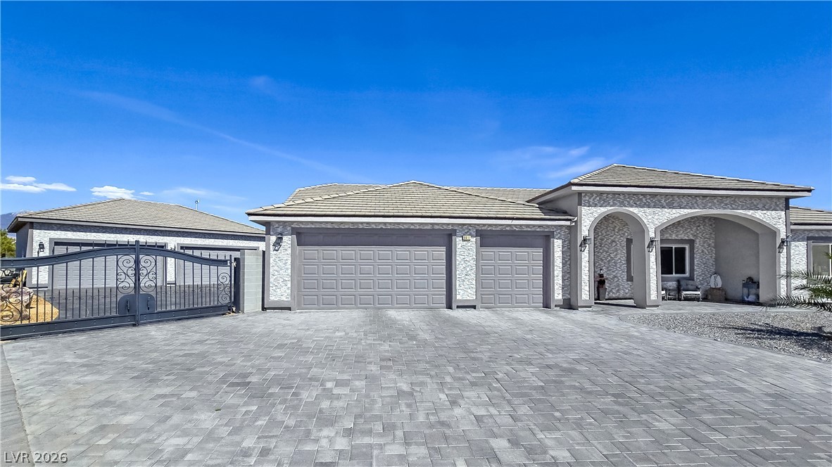 6611 Parkwood Court